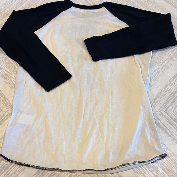 Rowdy Sprout Boys Beastie Boys Raglan Shirt - Black and Off-White Size 8 - Picture 6 of 6